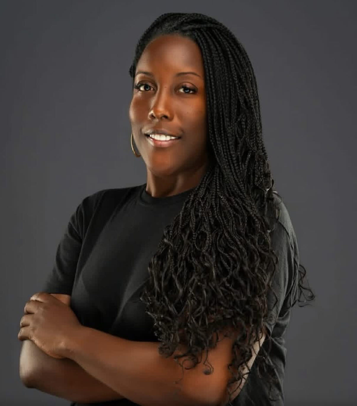 Mesia Crews, mortgage lender, in a studio portrait